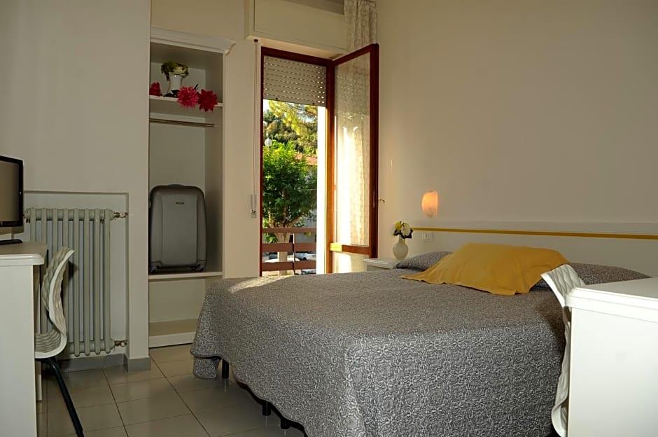 Albergo Ester Di Fossi Laura 11/41