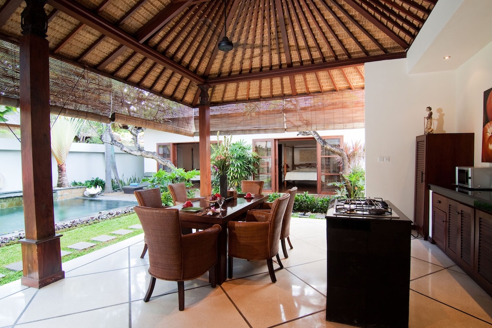 Ellora Villas 2/44