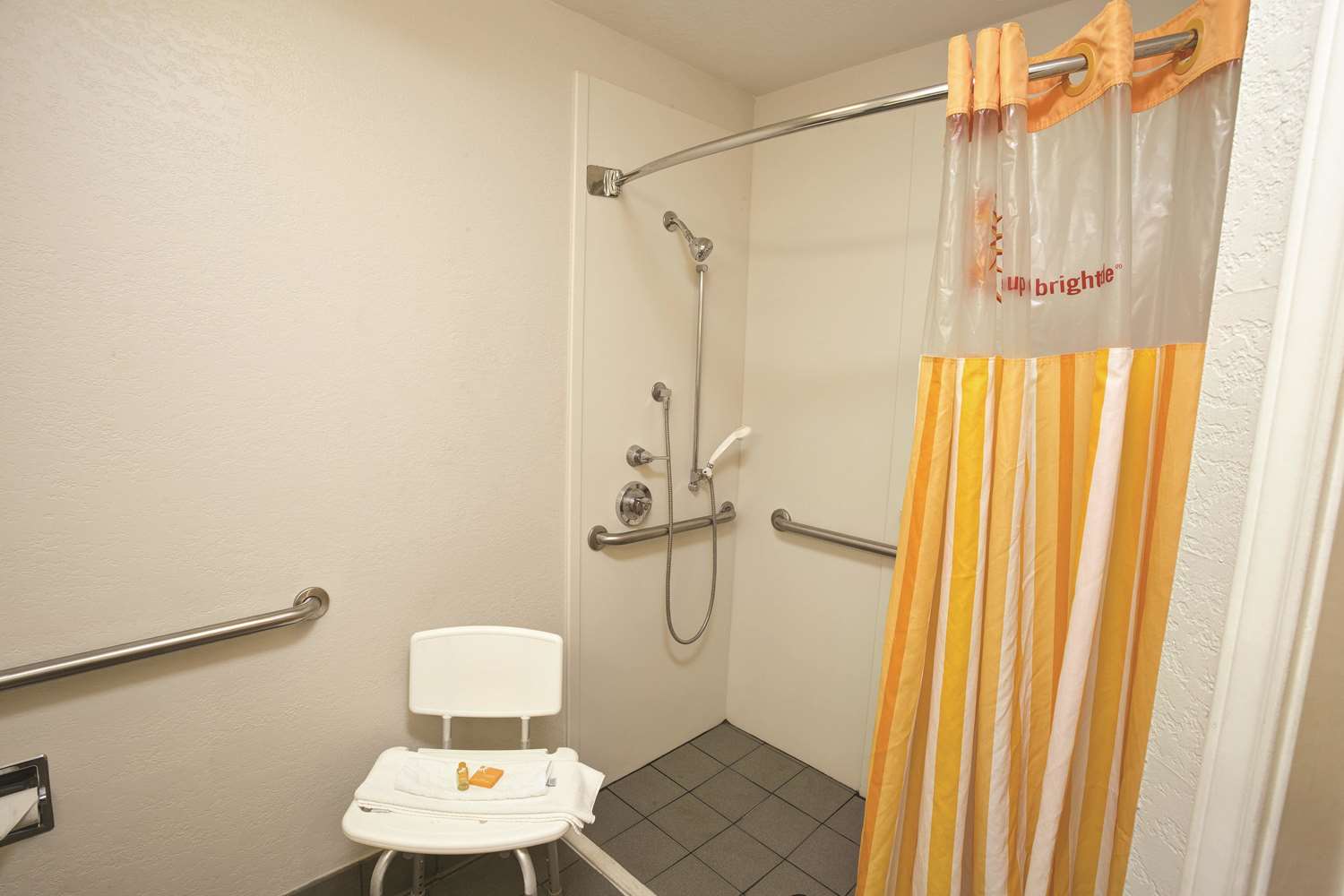 La Quinta Inn & Suites by Wyndham Birmingham Hoover 41/43
