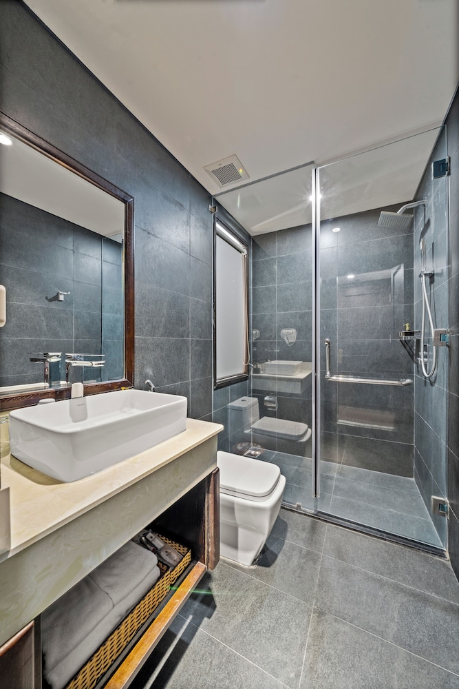 Palazzo 3 Hotel 50/50