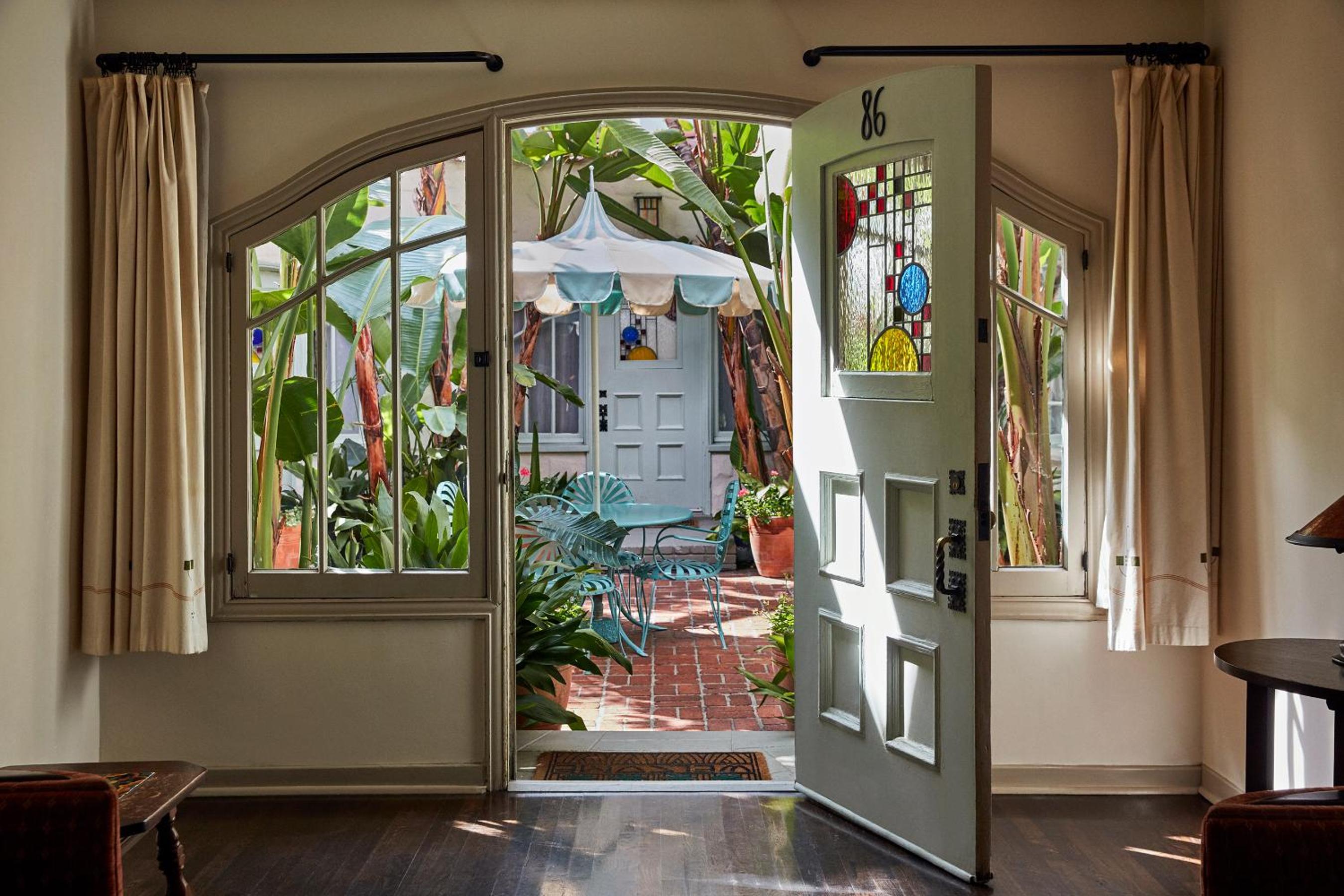 Chateau Marmont 9/48