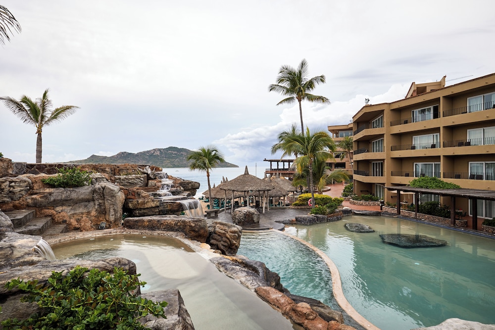 Hotel Playa Mazatlan 9/50
