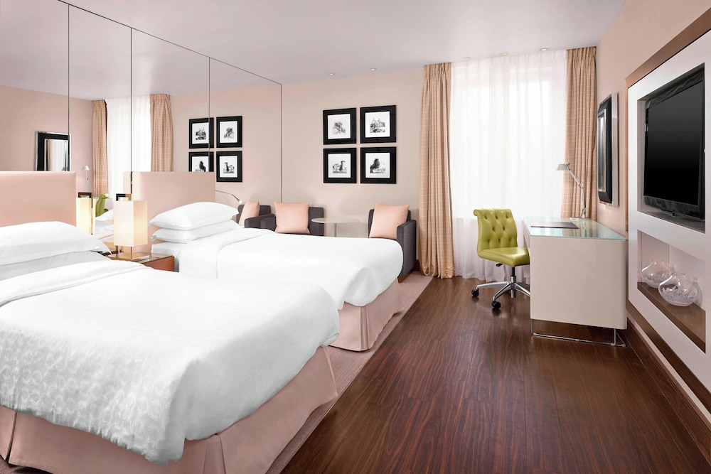 غرفة كلوب بسريرين منفصلين، Sheraton Grand Hotel And Spa 4/7