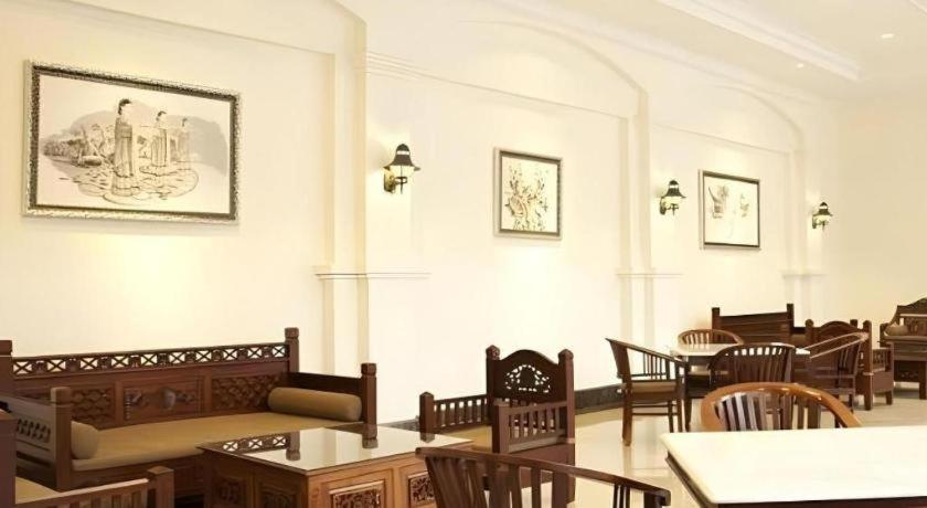 Colonial Hotel Makassar 16/31
