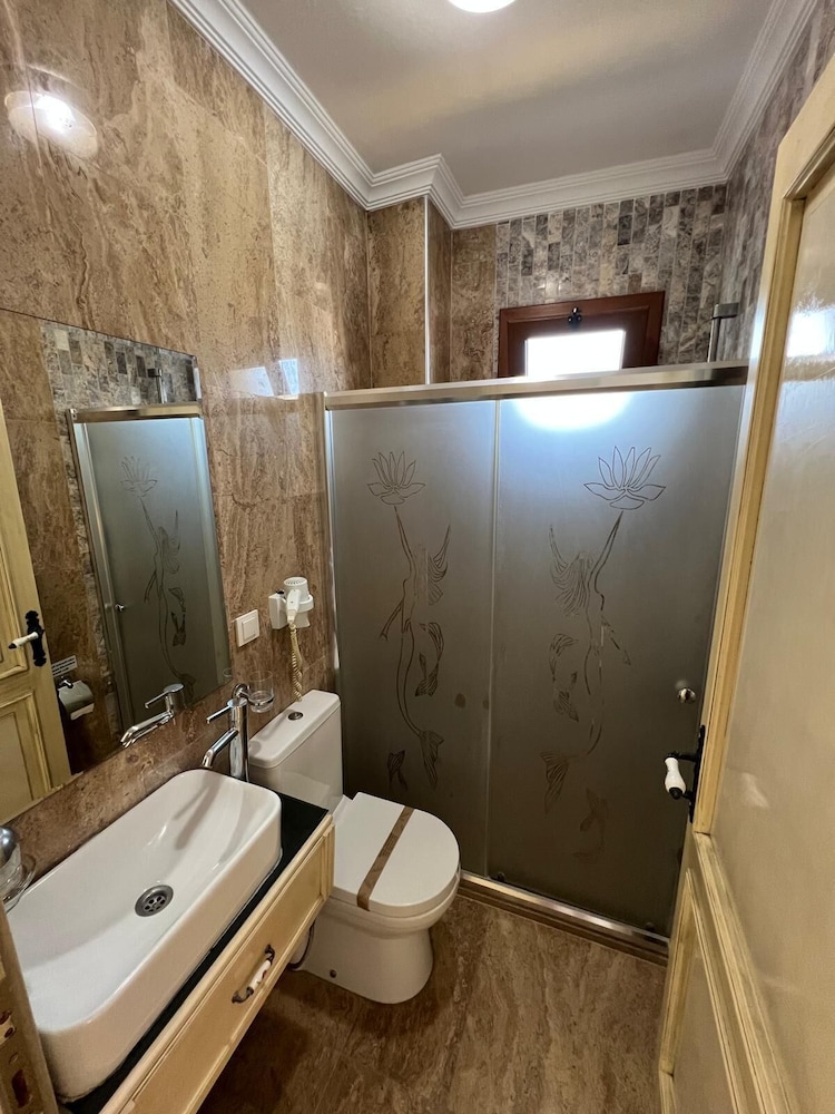 Cunda Paradise Butik Otel 55/56