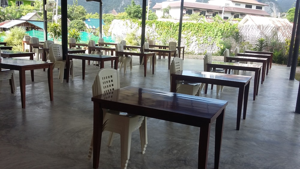 Gypsy Sea View Resort 53/69