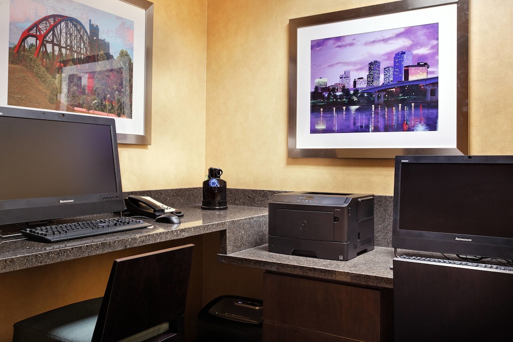 Residence Inn Little Rock Downtown 38/40