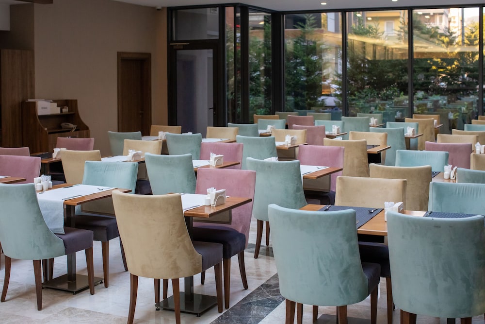 Extenso Hotel 43/47
