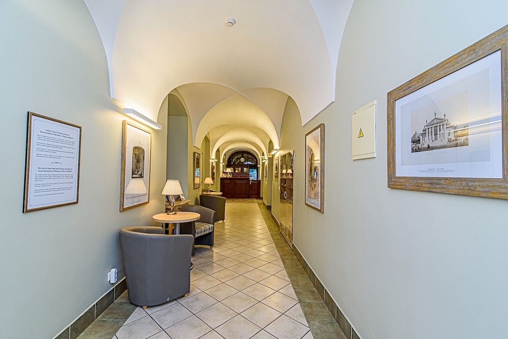 Hotel Domus Maria 11/50