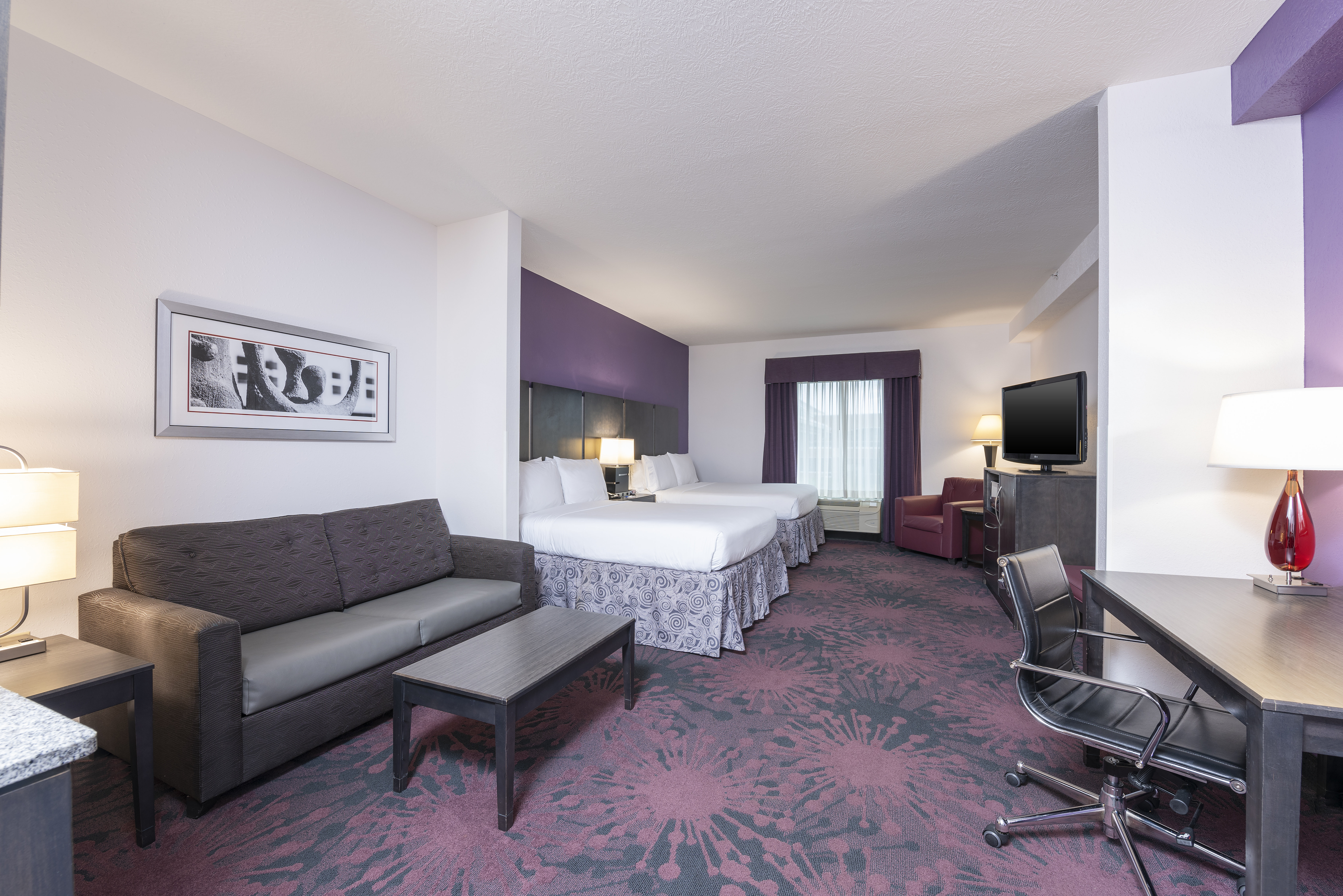 Holiday Inn Express Hotel Suites Columbus Polaris Parkway 59/77