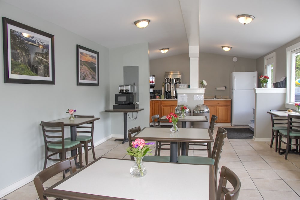 Bar Harbor Villager Motel 27/36