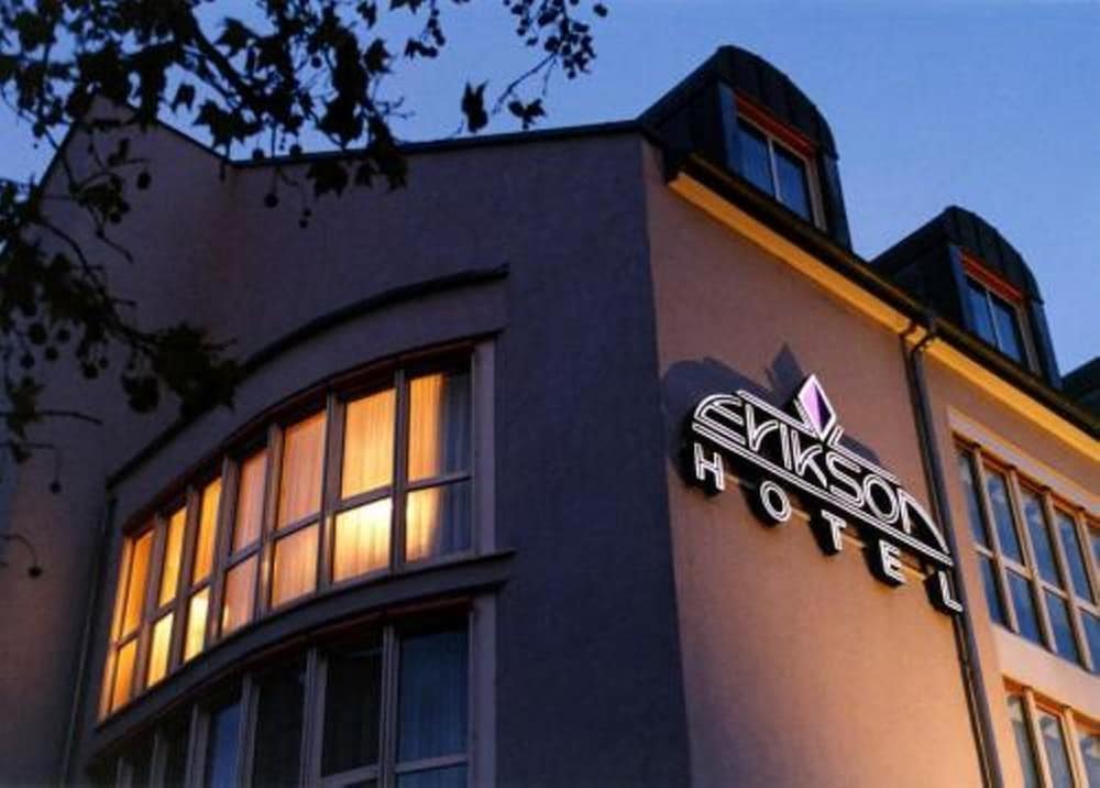 Erikson Hotel 1/43