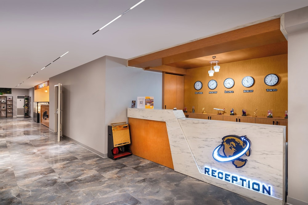 Lobby at Elite Port Hotel Istanbul Airport, ARNAVUTKOY