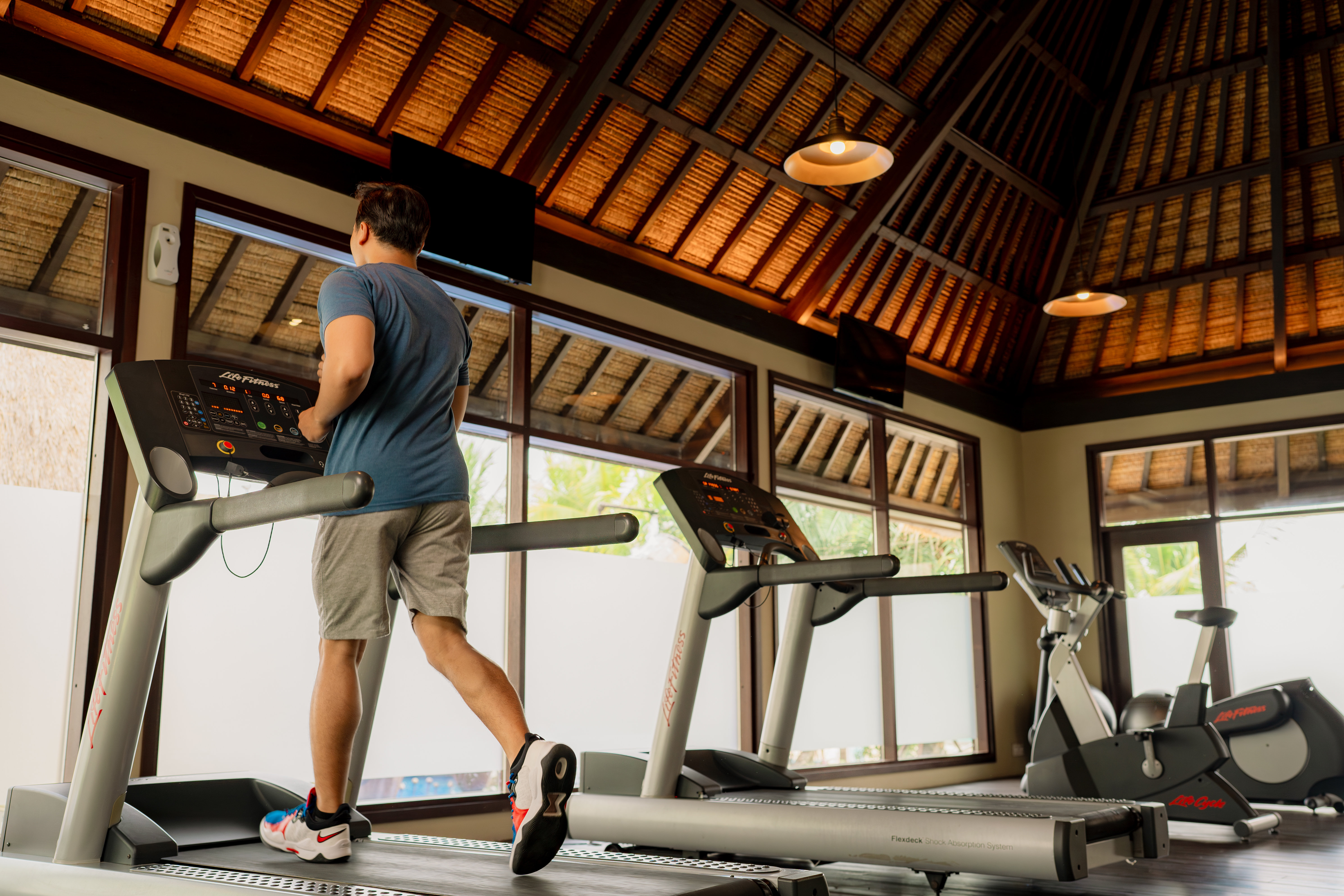 HOLIDAY INN RESORT BALI BENOA 45/79