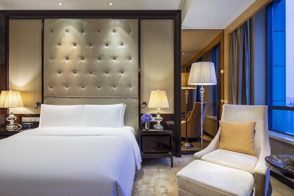 Hilton Nanjing 41/98