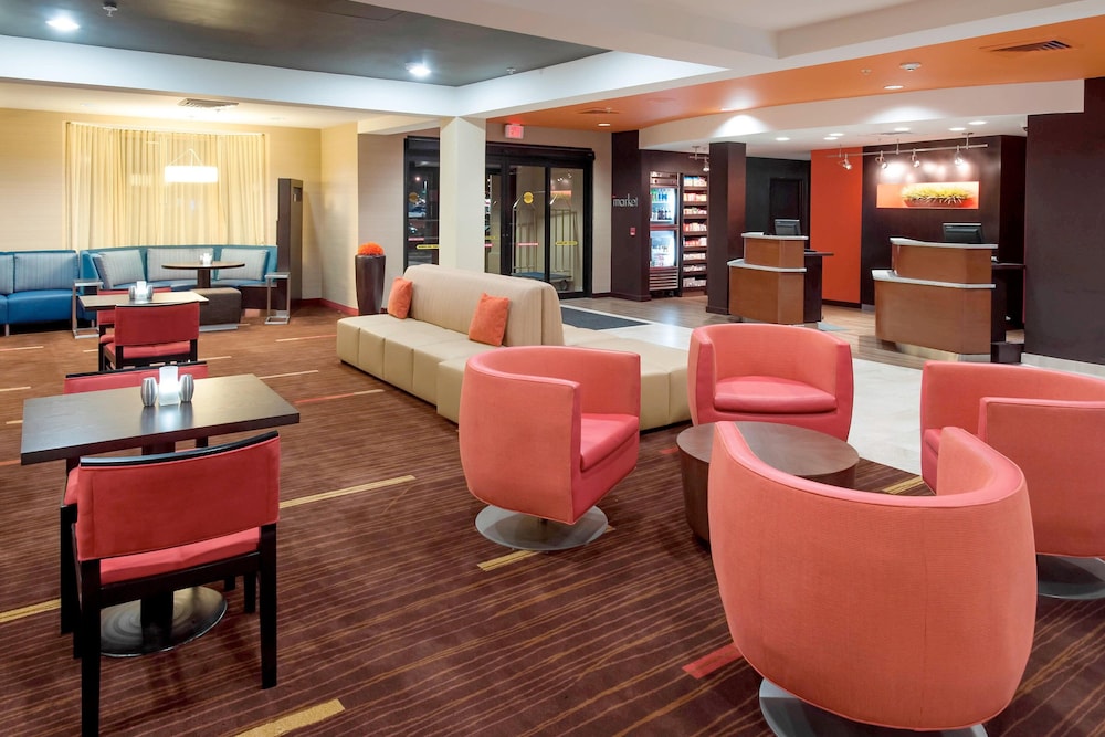 Courtyard By Marriott Lakeland 27/50