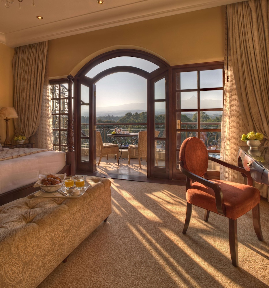Fairmont Mount Kenya Safari Club 23/50