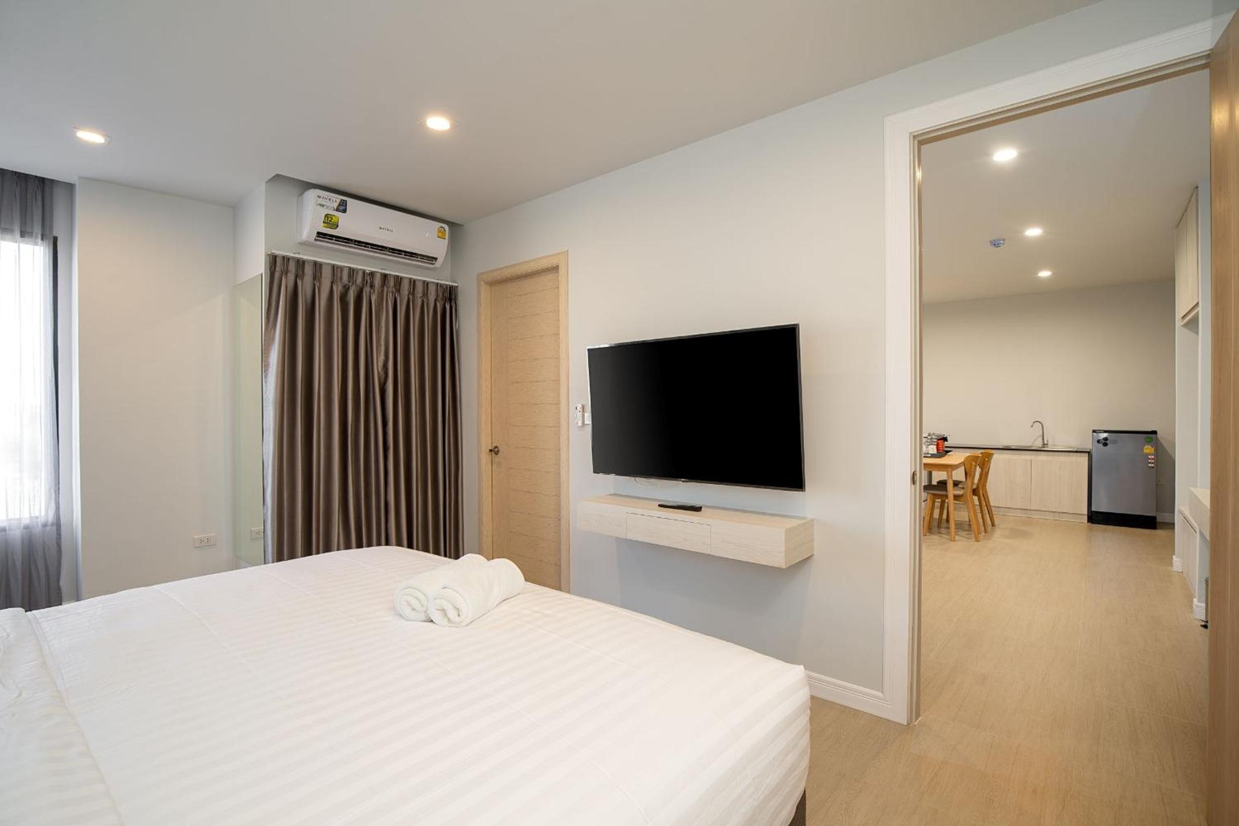 جناح جونيور، The Pride Hotel Phitsanulok 4/10