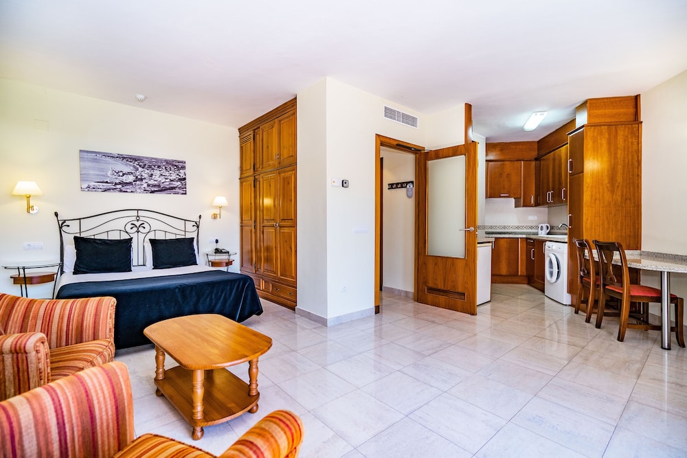 Sunway Playa Golf Sitges 55/71