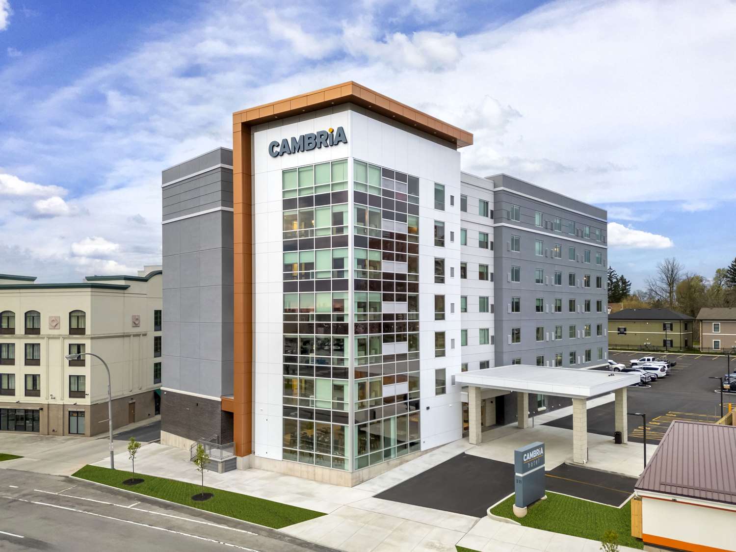 Cambria Hotel Niagara Falls photo3
