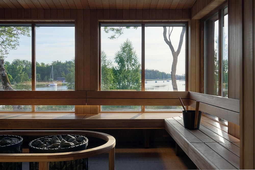 Marholmen Hotell and Conference AB 56/81