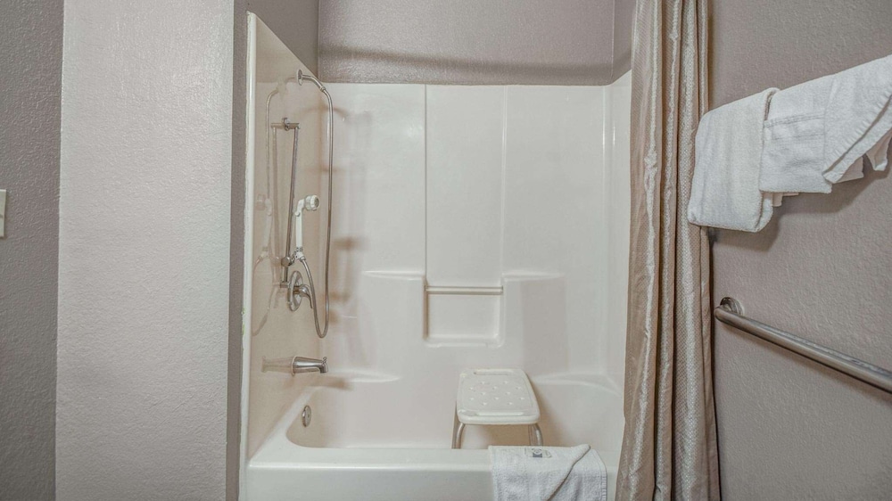 Motel6 Humble, TX - Houston International Airport 57/59