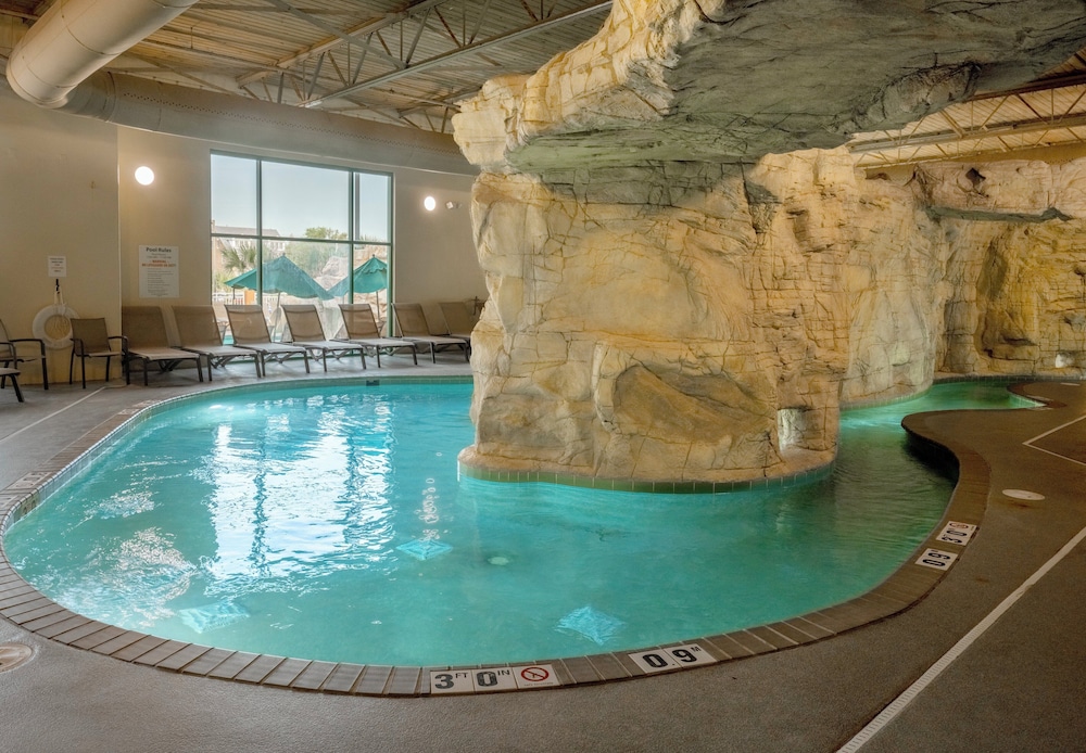 swimming pool spa