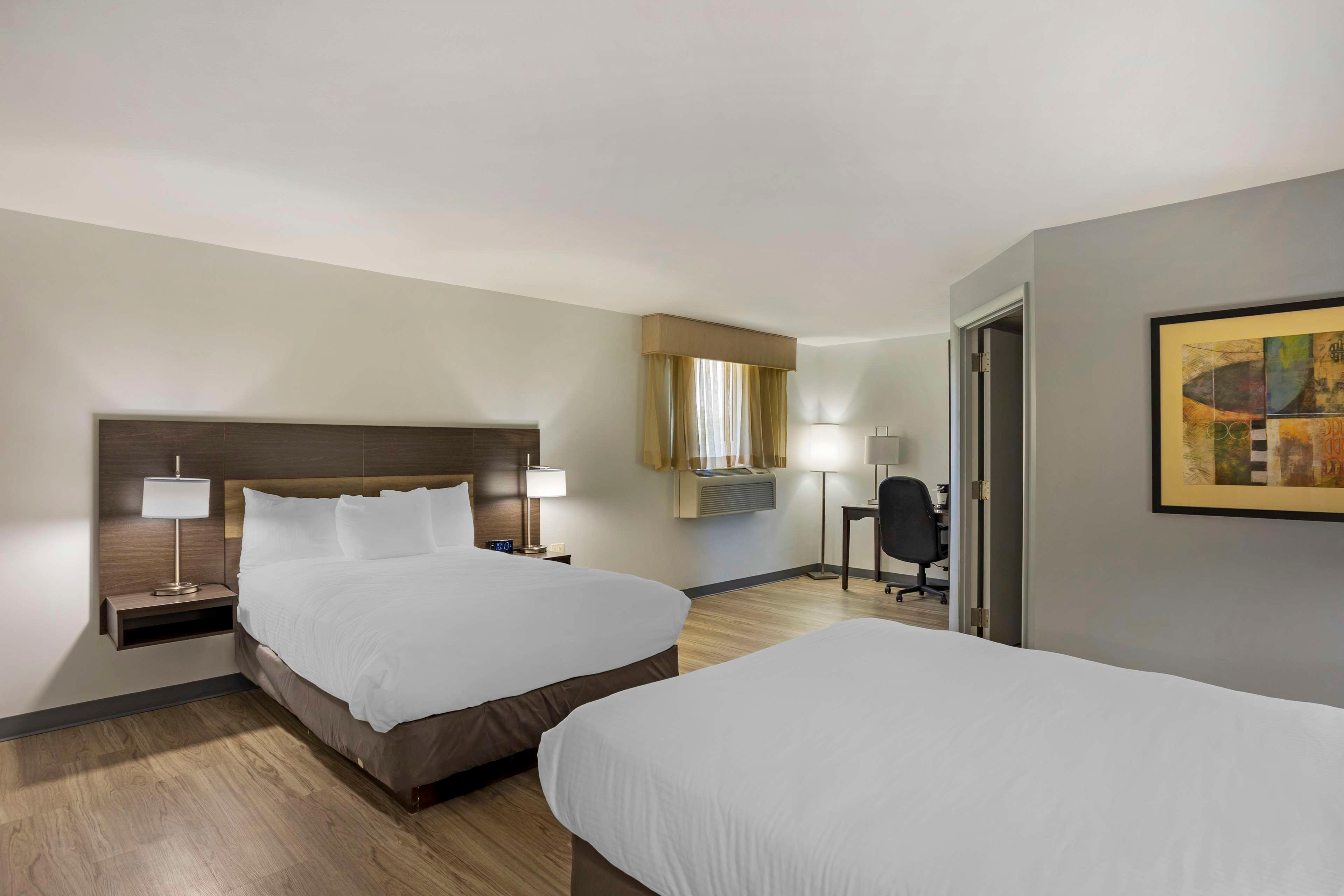 غرفة بسريرين منفصلين لذوي الإعاقة، Best Western Dubois Hotel 2/4