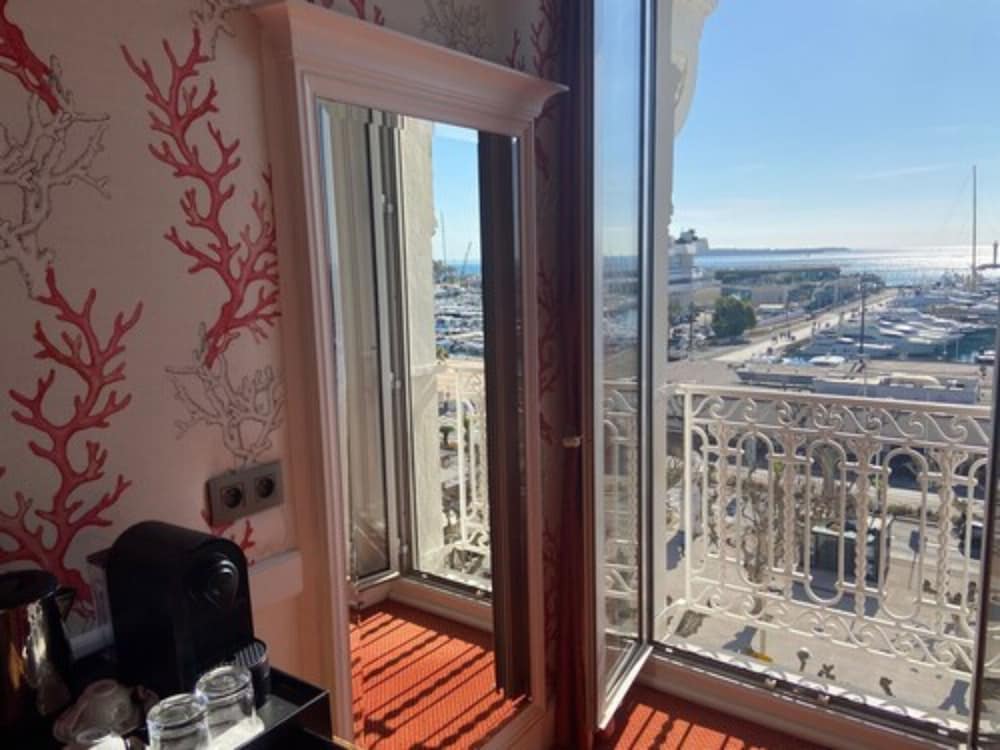 Hotel Splendid Cannes 7/45
