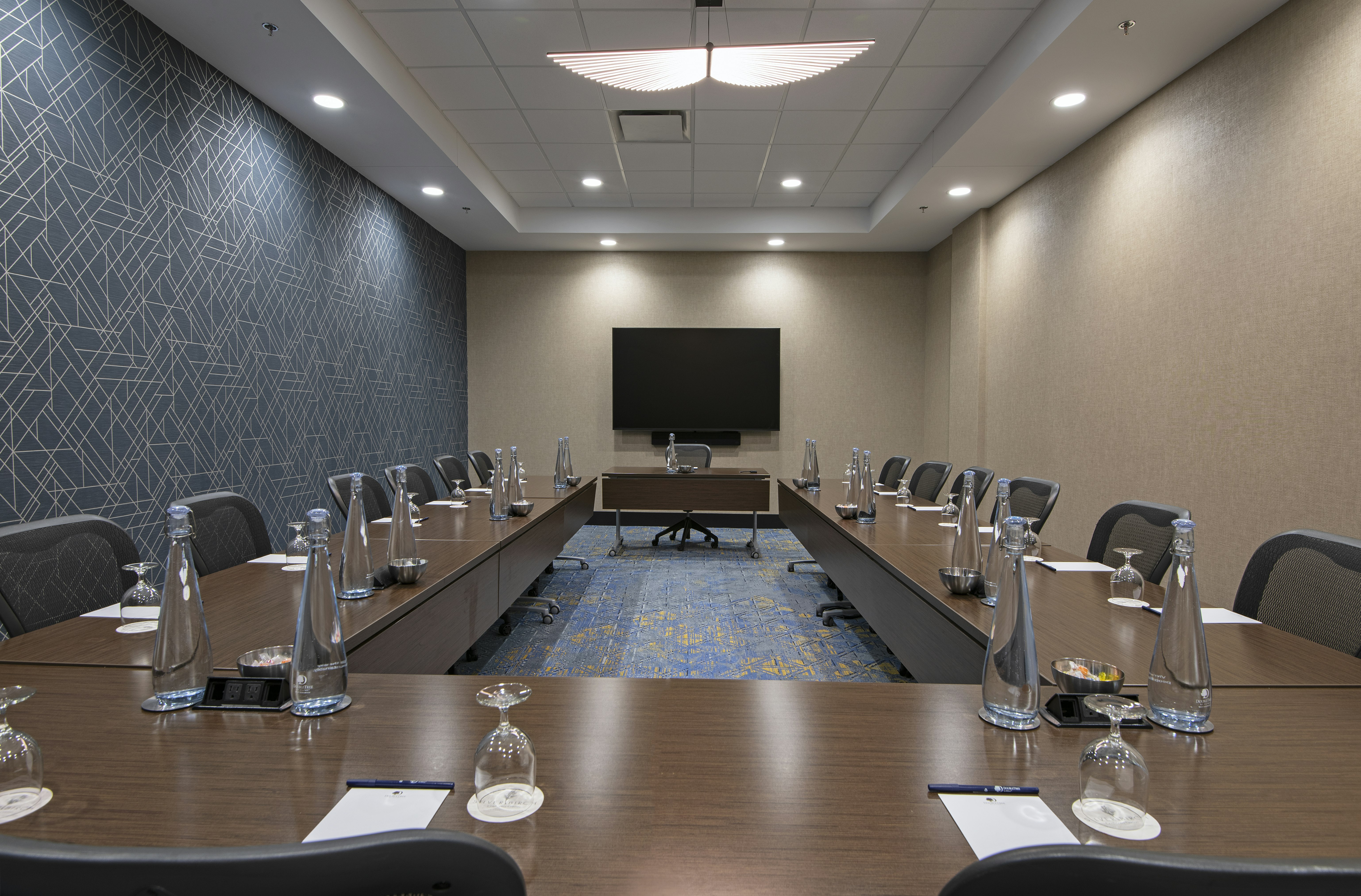 Doubletree By Hilton Hotel West Edmonton 38/50