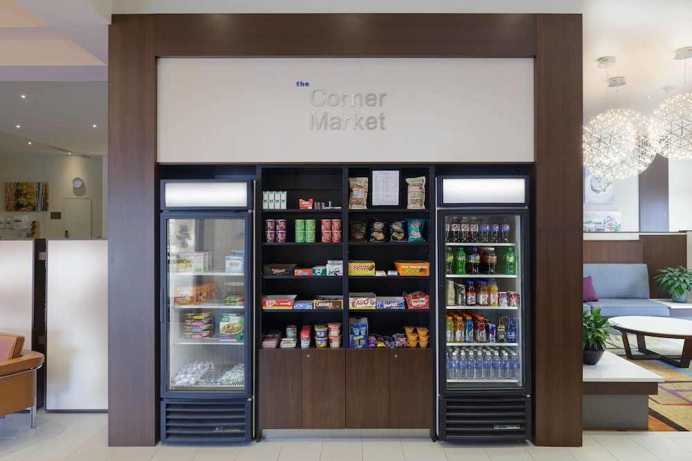 Fairfield Inn Suites By Marriott Belleville 35/48