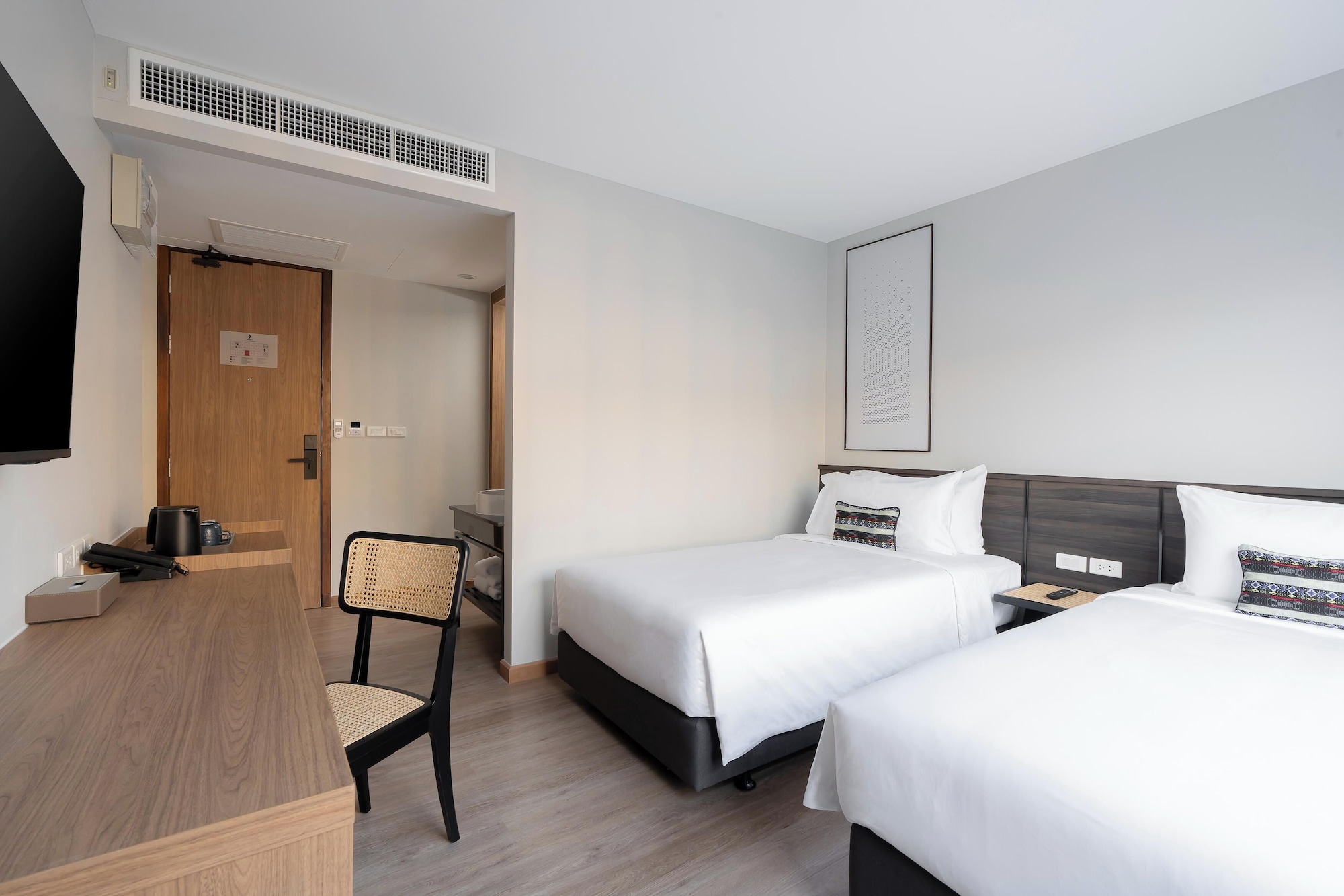 SUPERIOR DOUBLE/TWIN ROOM