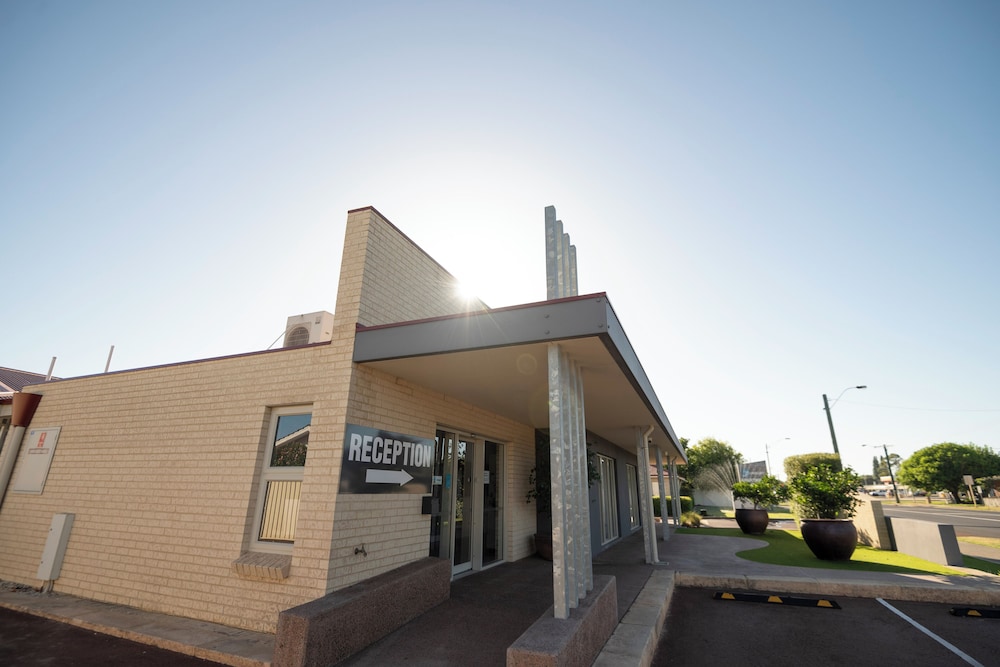 Bunbury Apartment Motel 4/50