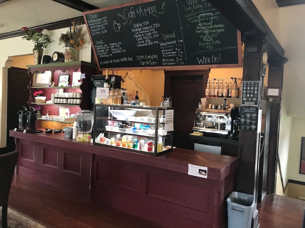 restaurant-cafeteria