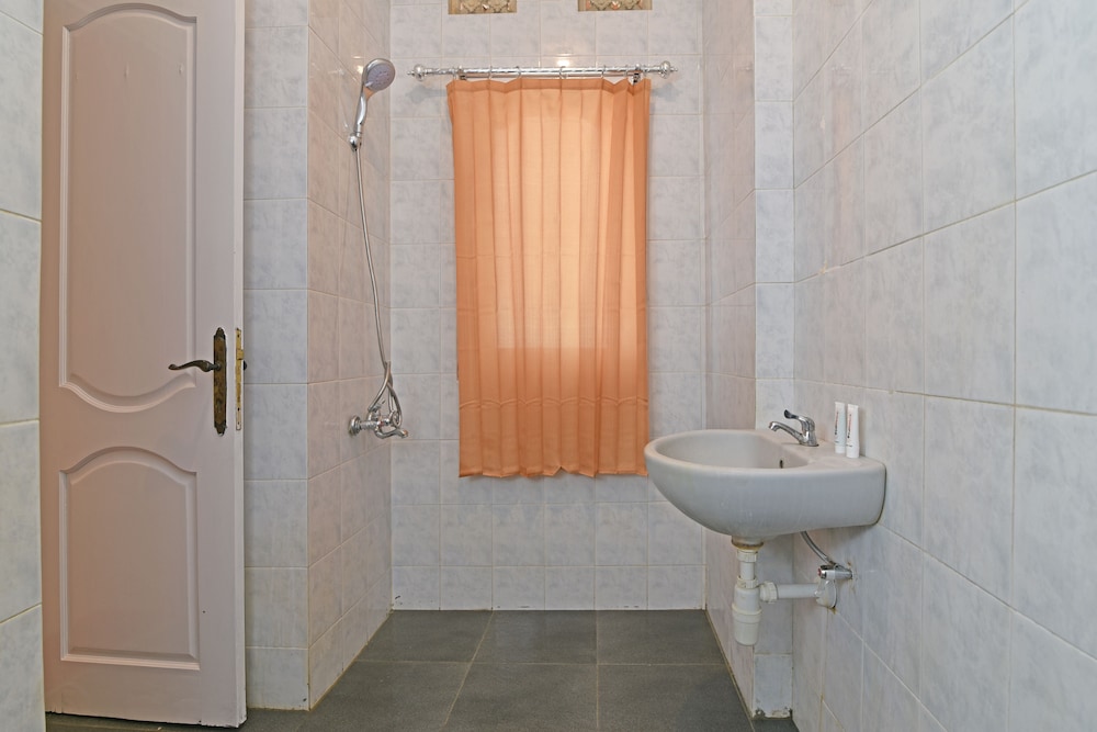 RedDoorz @ Jalan Gatot Subroto Denpasar 20/31