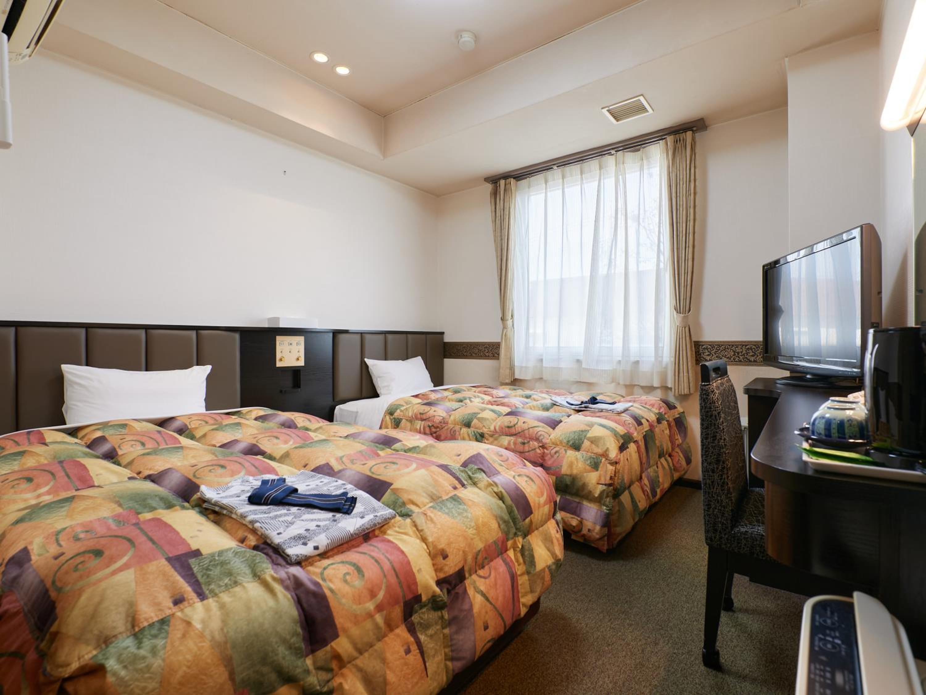 Compact, Twin Beds, Main Building
