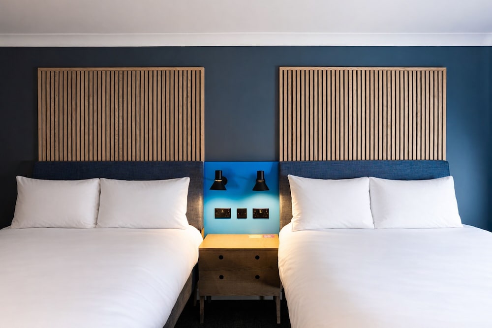 FAMILY, 2 DOUBLE BEDS