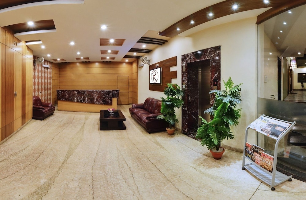 Regal Hotel 3/55