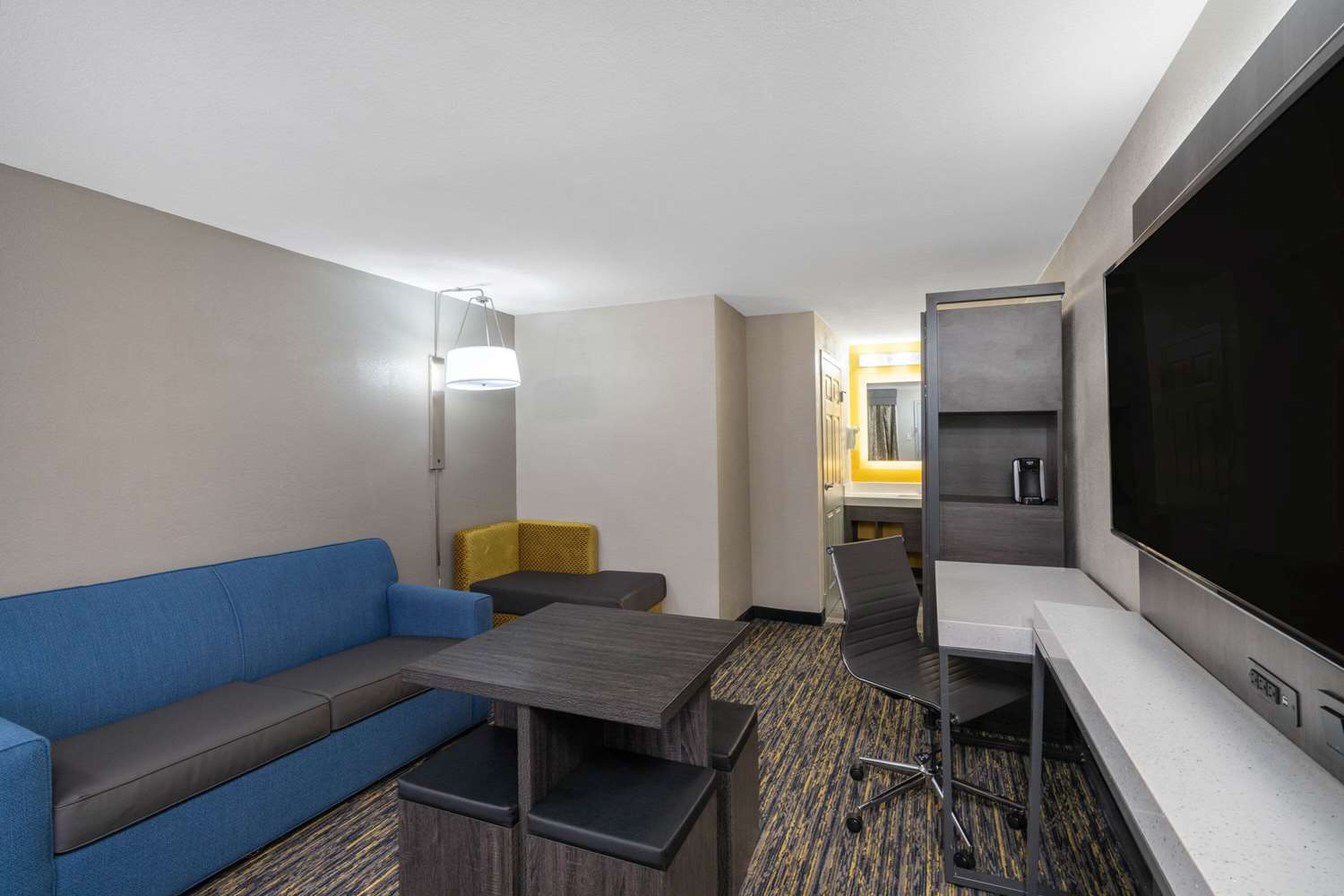 Baymont By Wyndham Murfreesboro 23/42