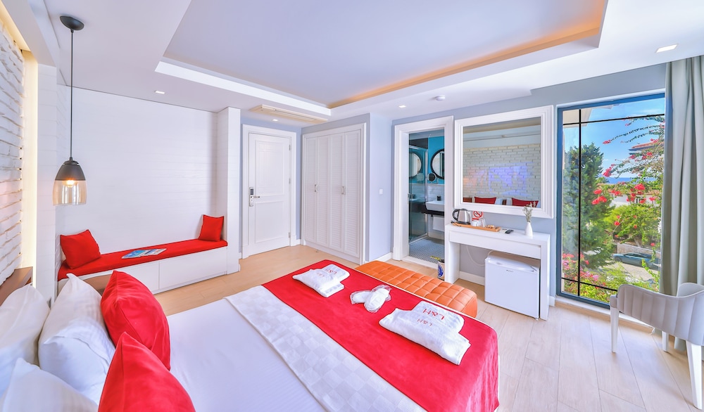 Lale Hotel 23/50