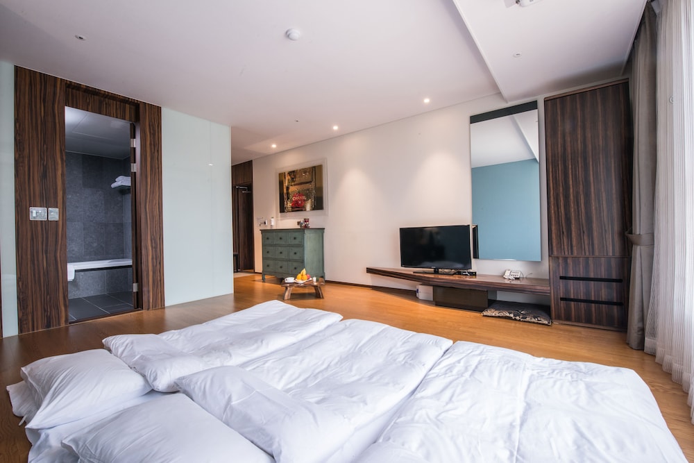 Hotel Leo 10/48