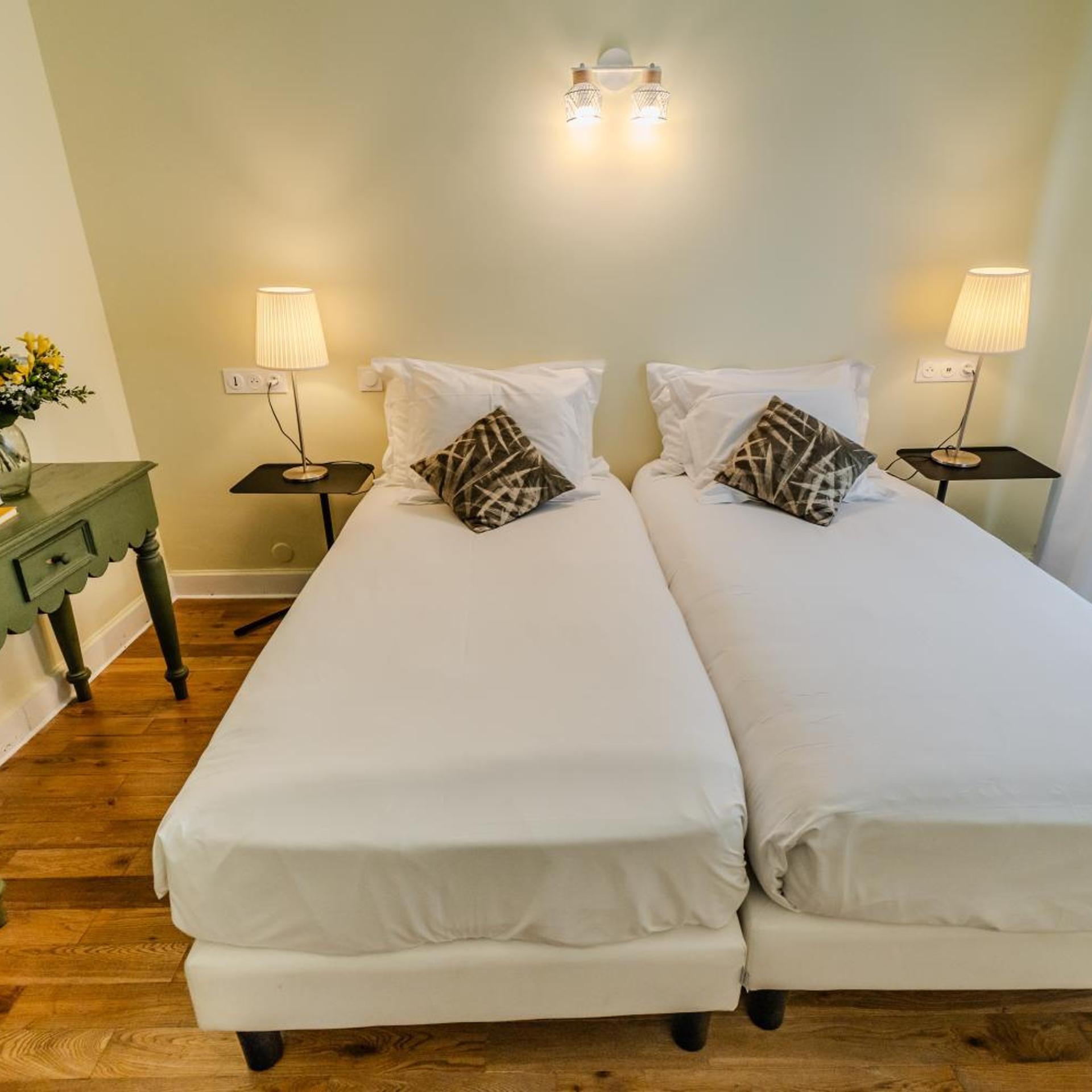 غرفة بسريرين منفصلين، Hotel Brueghel 5/10