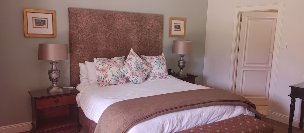 131 on Herbert Baker Boutique Hotel 17/50