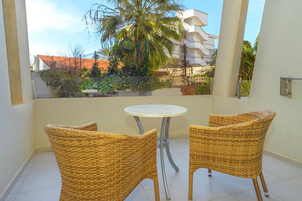 Aparthotel Fontanellas Playa 49/71