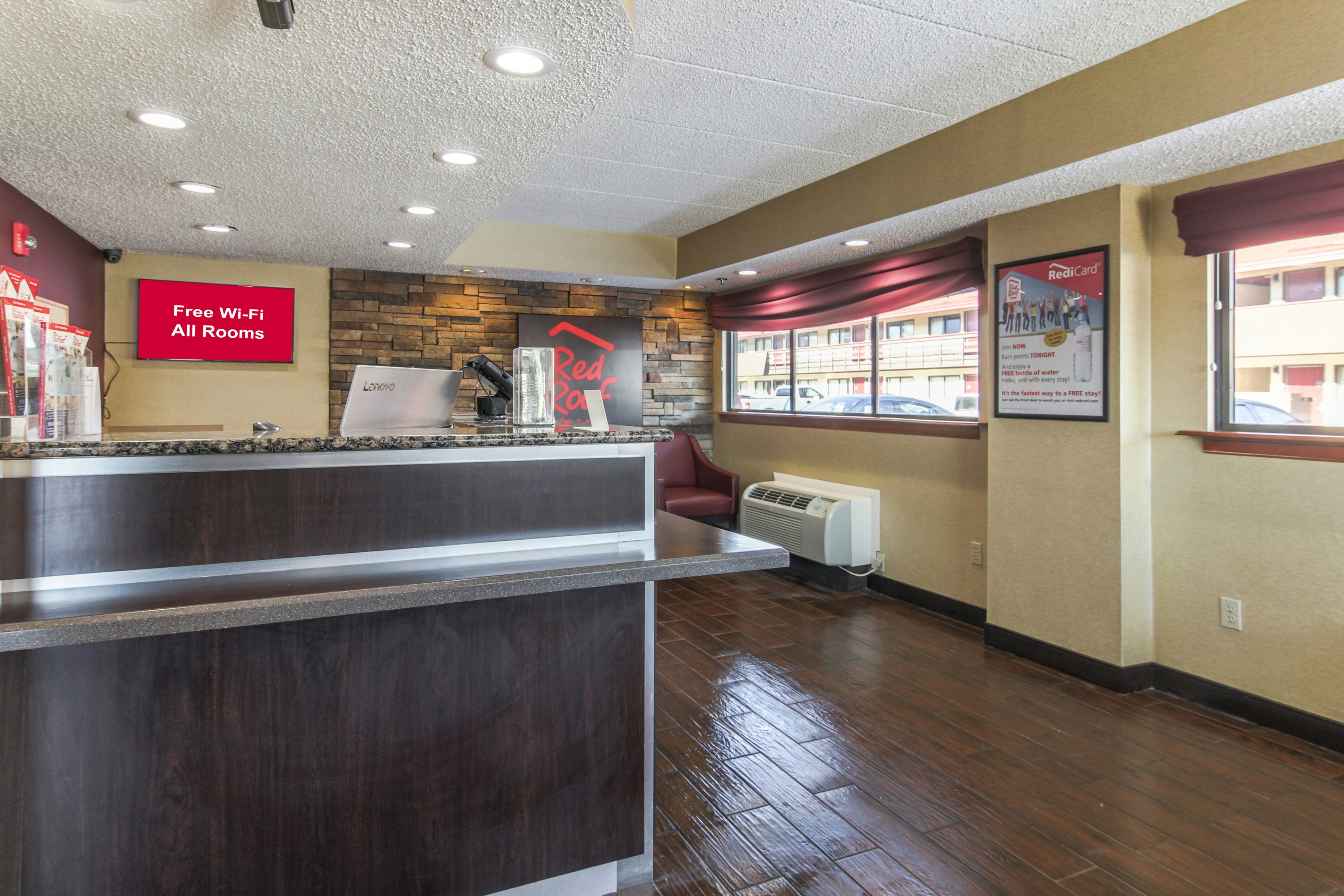 Red Roof Inn Detroit - Troy 3/25