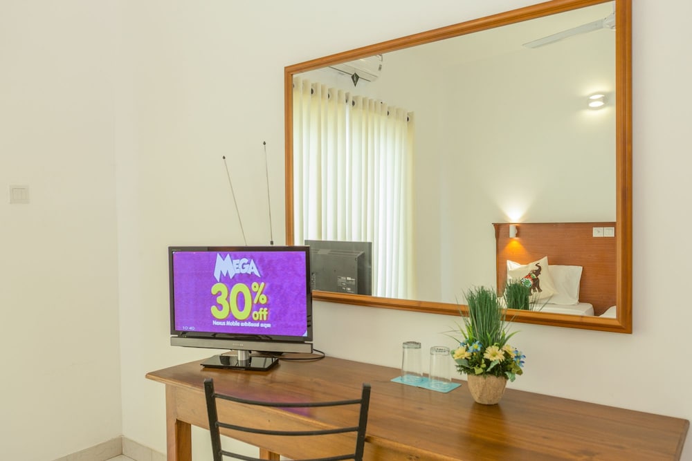 Tamarind Tree Inn 34/47