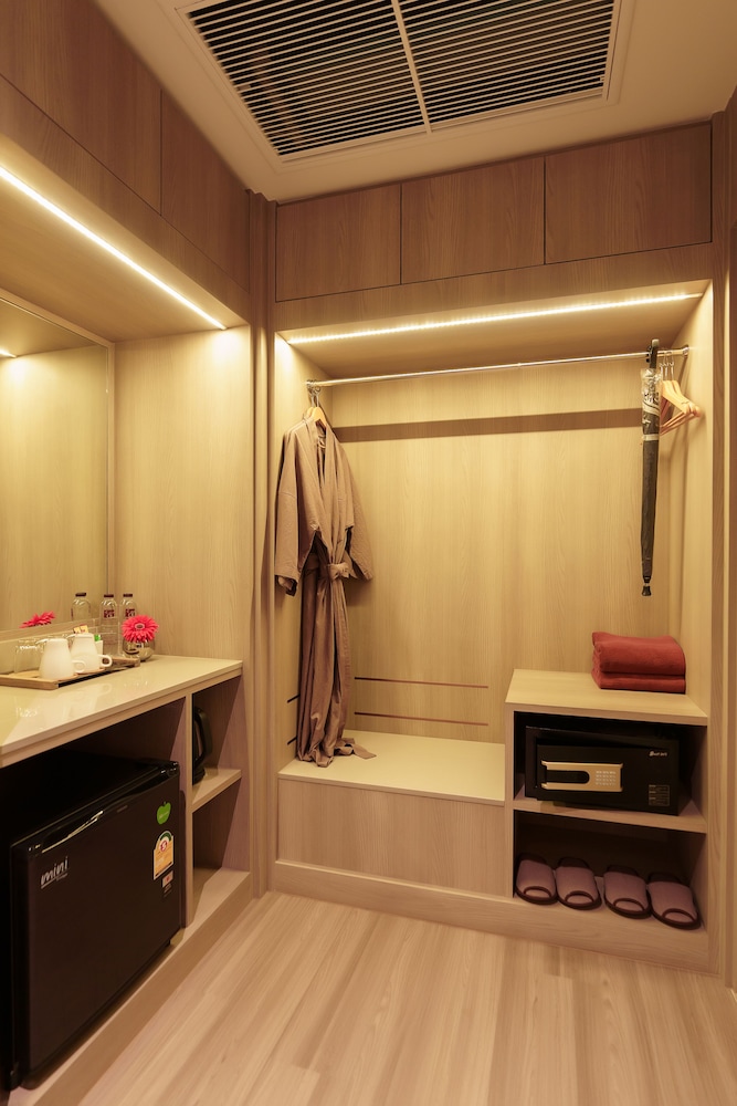 Fifth Jomtien Pattaya 45/83