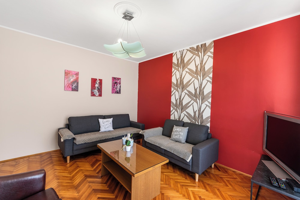 Felix Residence 23/50