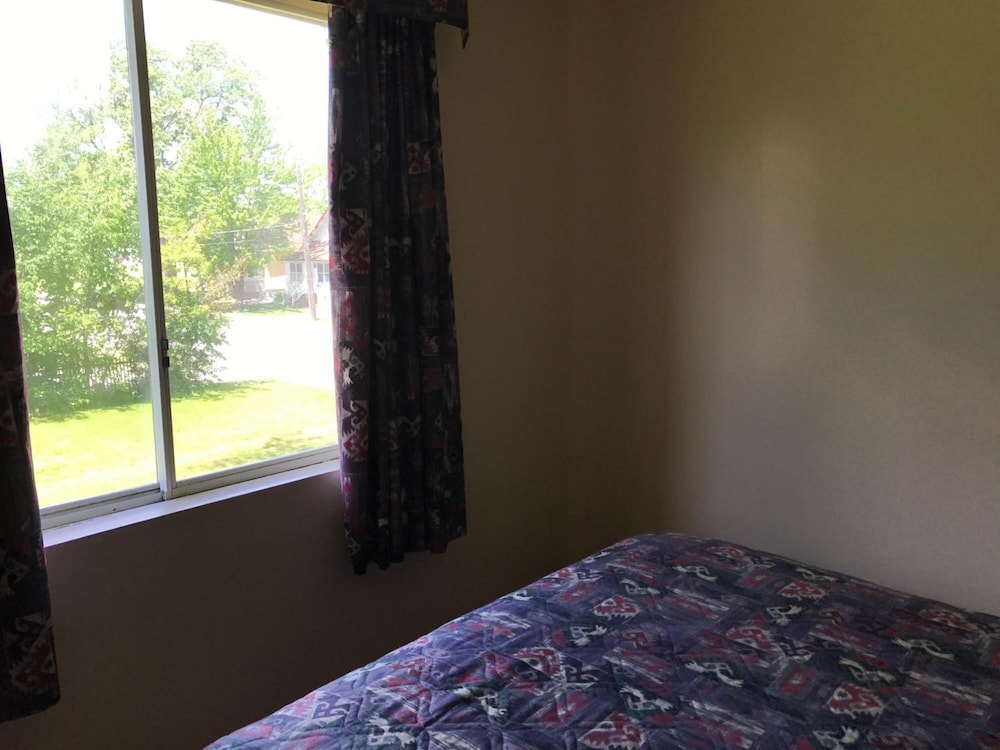 Sunset Inn 26/50