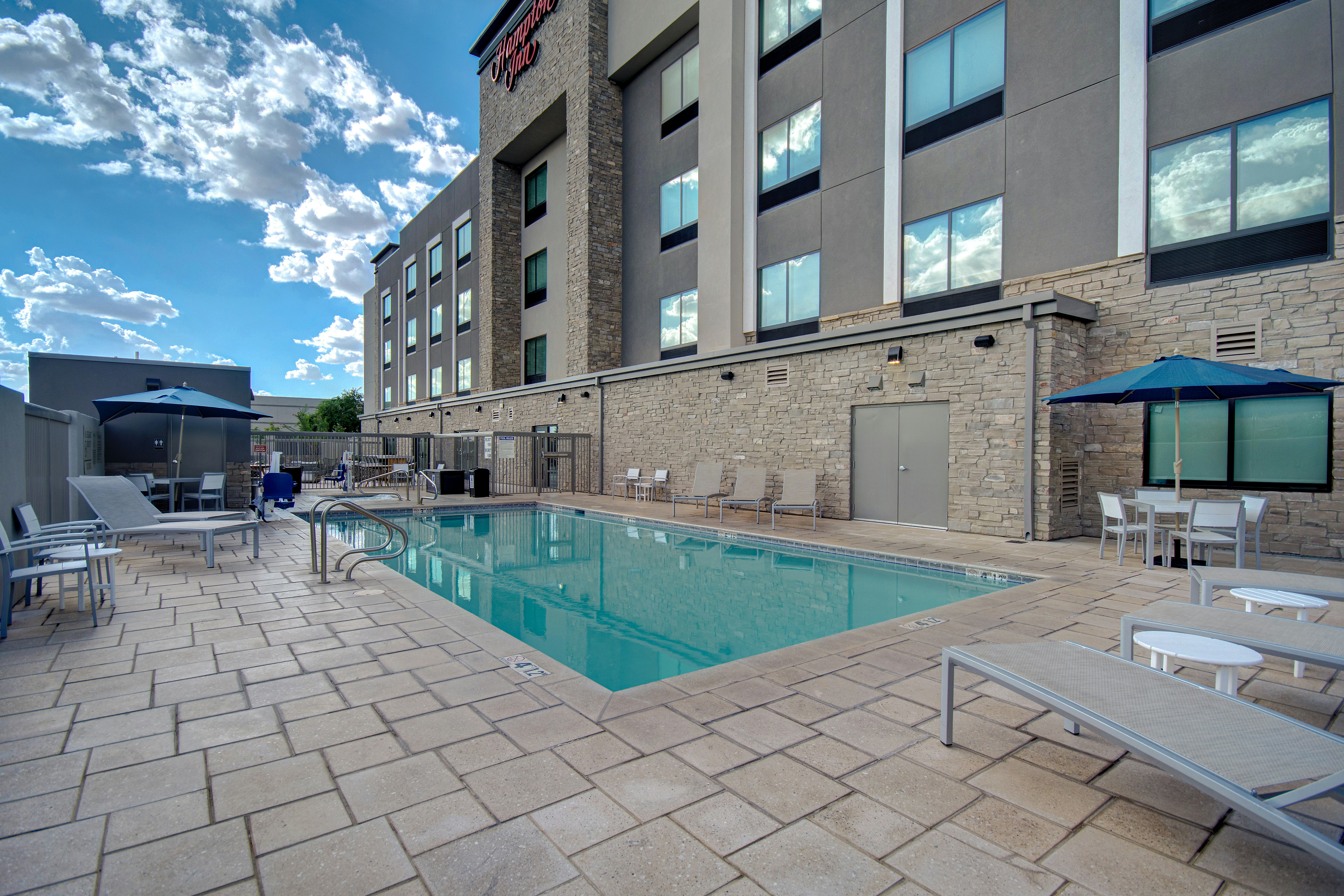 Hampton Inn Queen Creek 25/26